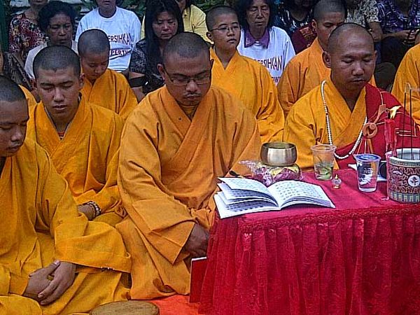 Aliansi Lintas Agama Doa Bersama di Monas