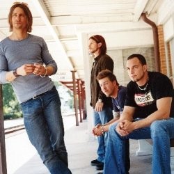 Creed Garap Album, Alter Bridge Diliburkan