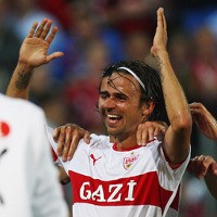 Stuttgart Bungkam Freiburg 2-1