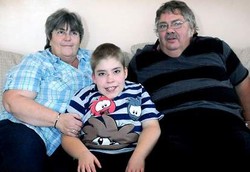 Bocah 10 Tahun Bisa Makan Apa Saja Karena Selalu Merasa Lapar