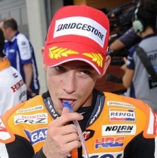 Stoner Nikmati Laju Nyaris Sempurna