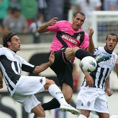 Atasi Siena, Juventus Pertahankan Puncak Klasemen