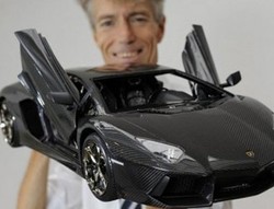Mainan Lamborghini, Harganya 15x Lebih Mahal dari Mobil Asli