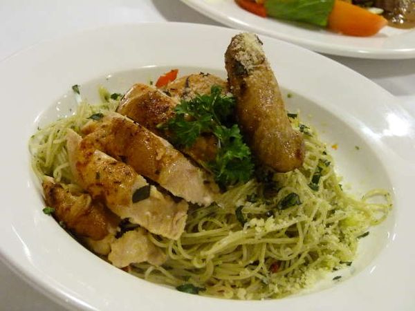 Pasta dan Wagyu Steak Spesial!