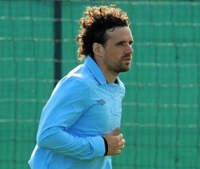 Hargreaves di Ambang Debut