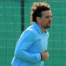 Hargreaves di Ambang Debut