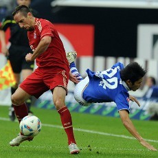 Bayern Bungkam Schalke, Dortmund Kalah Lagi