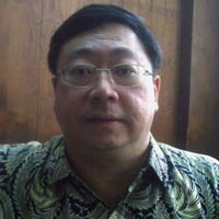 KPK Periksa Robert Tantular Untuk Kasus Century