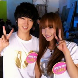 Cerai dari Nichkhun, Victoria Beralih Ke Yesung