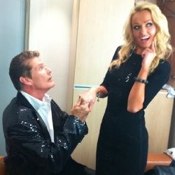 Hayley Roberts 2 Kali Tolak Lamaran David Hasselhoff