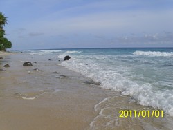 Indahnya Pantai Sumur Tiga Sabang