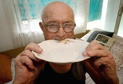 Pensiun Makan Logam Setelah Tersedak Pedal Sepeda