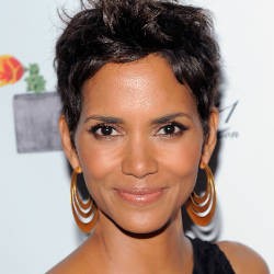 Rumah Halle Berry Dijual Setelah Dimasuki Penyusup