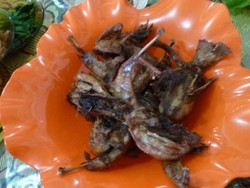 Nyam.. Nyam.. Gurih Renyah Burung Khas Siantar!