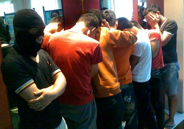 Praktek Gigolo Berkedok Pijat Dibongkar