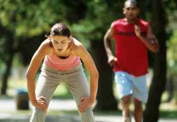 Cara Pangkas Berat Badan: Kurangi Kalori atau Banyak Gerak?