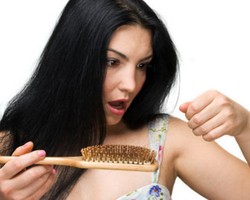 Perceraian Bisa Bikin Rambut Wanita Rontok