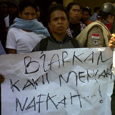 Hendak Tutup Jalan ke Bandara Makassar, Demo Sopir Ricuh