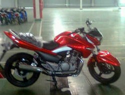 Suzuki GW250 Siap Serang Pasar Motor Indonesia