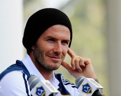 David Beckham Akan Rancang Koleksi Pakaian Dalam
