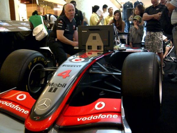 Singapura Beraroma Formula 1