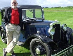 Reuni dengan Mobil Pertama Setelah Terpisah Selama 44 Tahun