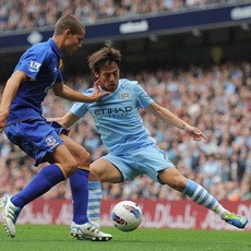 Tekuk Everton, City ke Puncak