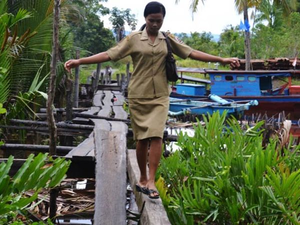 Melongok Dusun Terpencil