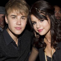 Justin Bieber Berikan Kejutan Romantis untuk Selena Gomez