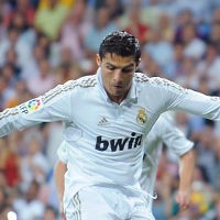 Ronaldo Hat-trick, Madrid Bantai Vallecano 6-2