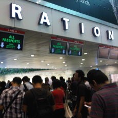 Masyarakat Indonesia Antusias Tonton Jet Darat