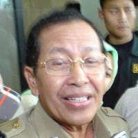 Hakim Tipikor Minta Hari Sabarno Izin Tiap Kali Berobat