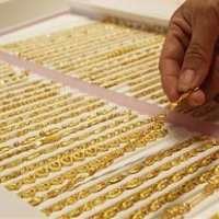 Harga Emas Tumbang Lagi