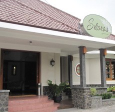 Selaras, Guesthouse Bernuansa Kolonial yang Homy