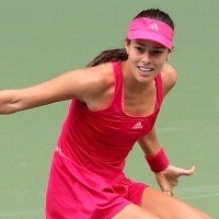 Ivanovic & Bartoli Lewati Rintangan Pertama
