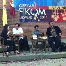 Mahasiswa Fikom UKWM Ramaikan Seminar New Media