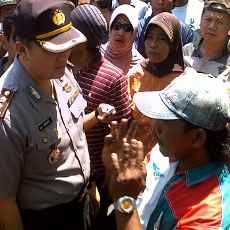 Ratusan Korban Lumpur Lapindo Geruduk Kantor BPLS