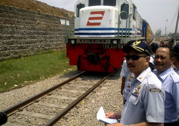 Wamenhub Tinjau Jalur Alternatif KA Porong