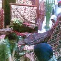 Belanja Batik dari Wisatawan Capai Rp 1 Triliun