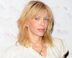 Janda Kurt Cobain Akan Luncurkan Lini Busana