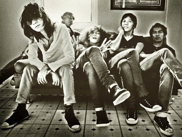  Slank Masih Slengean