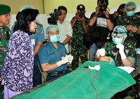 TNI Gelar Pengobatan Massal