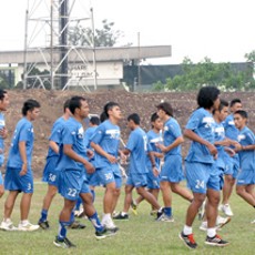 Fisik Pemain Persib Baru 70 Persen, Drago Mamic tak Puas