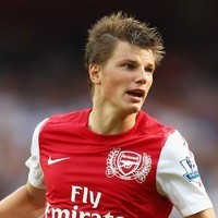 Wenger: Arshavin Butuh Lebih Pede