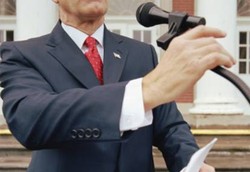 Lupa Ingatan: Penyakit Jiwa Para Pejabat