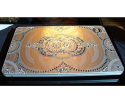 Laptop Berhias Swarovski Kolaborasi HP & Marchesa
