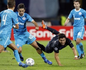 Zenit Taklukkan Porto 3-1