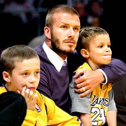 Luncurkan Parfum, David Beckham Minta Saran Anaknya