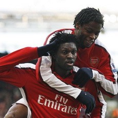 Song Sejenak Lupakan Pertemanan dengan Adebayor