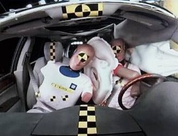 GM Ciptakan Airbag untuk Cegah Benturan Pengemudi dan Penumpang